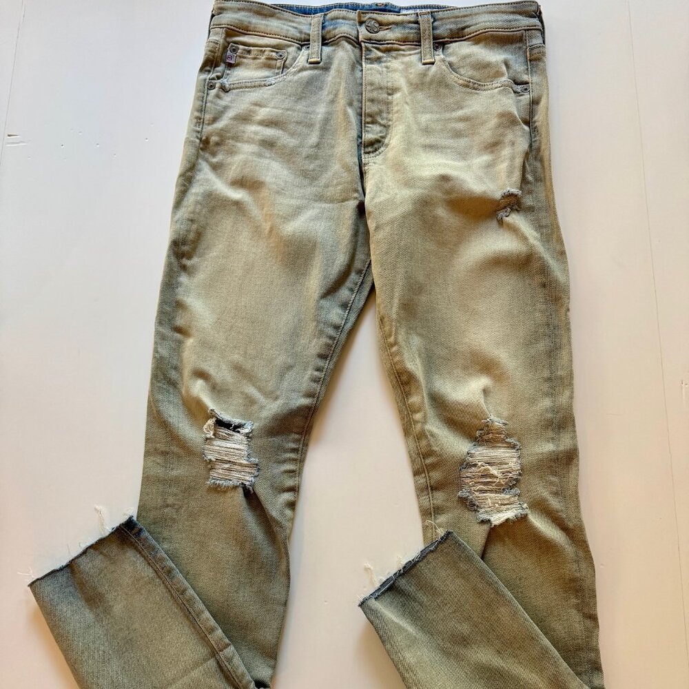 Ag The Farrah Skinny Ankle Jeans. Size 29. Faded and Worn. Brand NEW